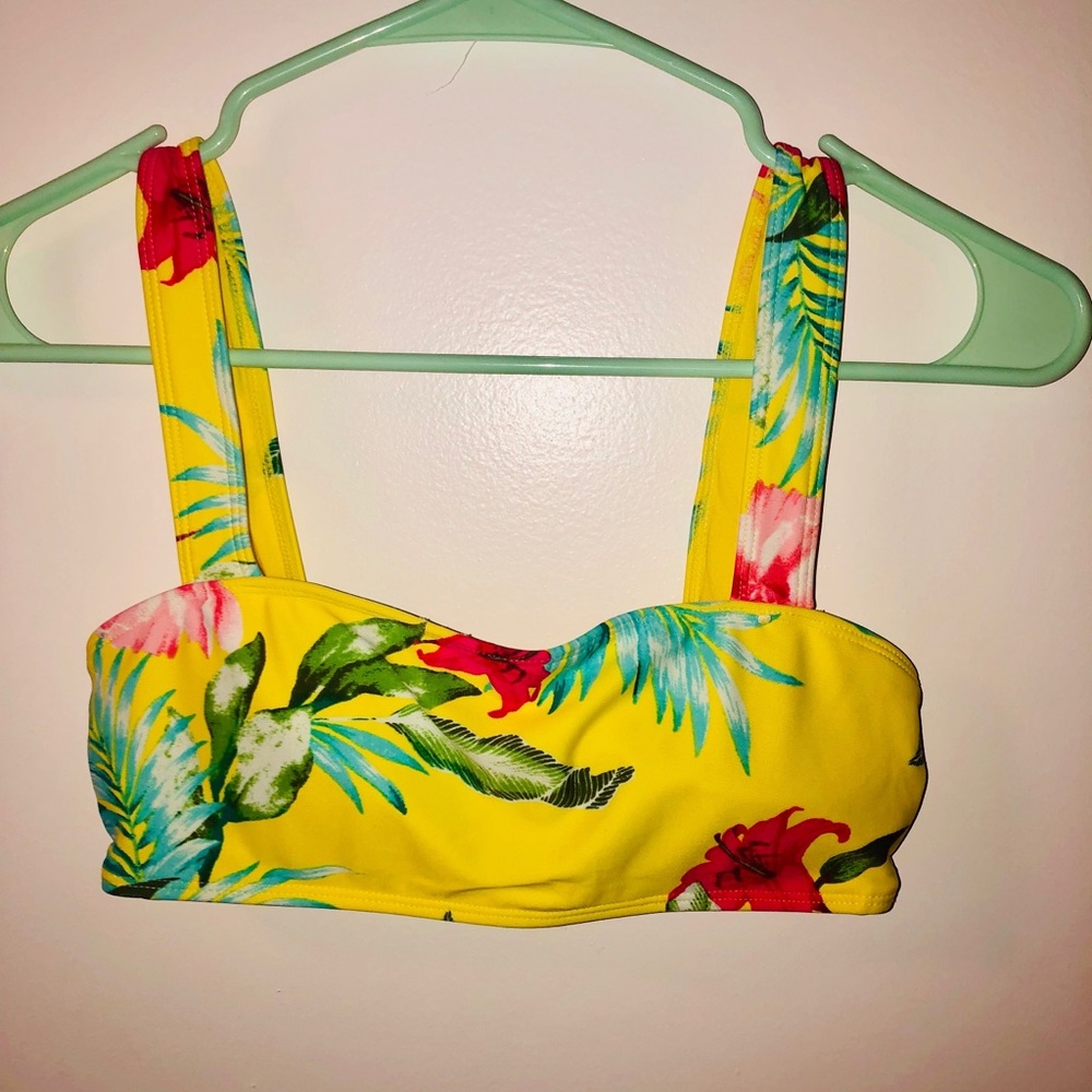 Bathing suit top